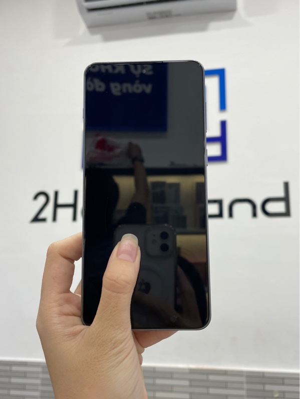Điện thoại Oneplus ace 3v - Nội địa trung - Snapdragon 7+ gen 3 - Ram 12gb/256gb - Màu xám - Ngoại hình: 97% - Màn trầy - Box
