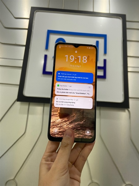 Điện thoại Oppo A18 - Helio G85 - Ram 4/64GB - Màu Glowing Blue - Ngoại hình: 98% - Màn ám viền xanh - Body 3