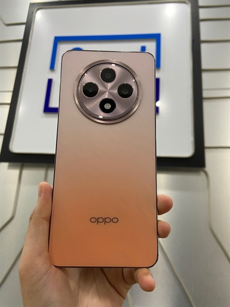 Điện thoại Oppo Reno 12F 5G - Ram 8/256GB - CPH 2637 - Mediatek Dimensity 6300 - Màu cam trắng - Ngoại hình: 97% - Kèm sạc
