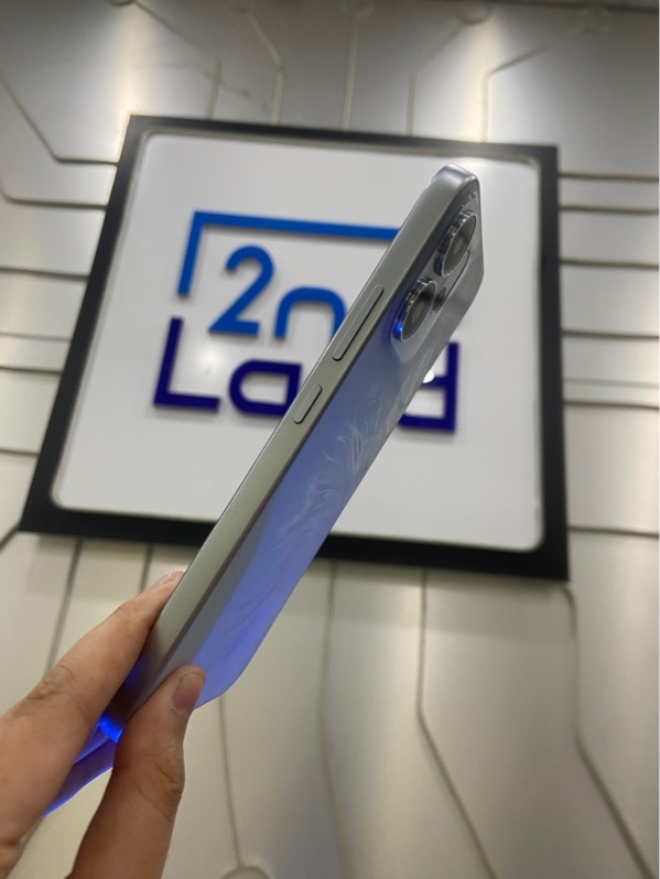 Điện thoại Oppo Reno 14 F - 8/256GB - Màu xanh - Ngoại hình: 97% - Trầy xước sườn nhẹ - FullBox
