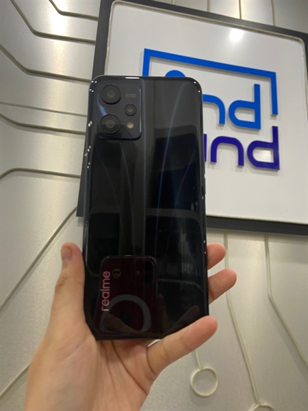 Điện thoại Realme 9 Pro - 5G - Ram 4GB 128GB- Snapdragon 695 5G - Màu xanh - Ngoại hình: 98% - Body