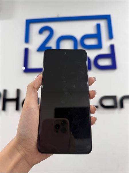 Điện thoại Realme C75x - Mediatek Helio G81 - 6/128GB - Màu xanh tím - Ngoại hình 98% - hở sáng nhẹ - Kèm sạc 45W 2