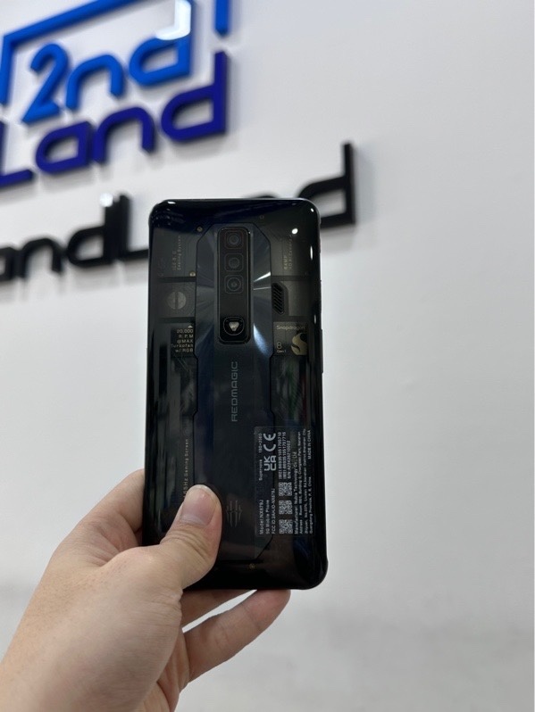 Điện thoại Redmagic 7 NX679J - Snapdragon 8 gen 1 - Ram 18/256GB - Màu đen - Ngoại hình 97% - Kèm box
