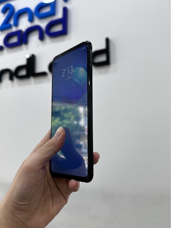 Điện thoại Redmagic 7 NX679J - Snapdragon 8 gen 1 - Ram 18/256GB - Màu đen - Ngoại hình 97% - Kèm box