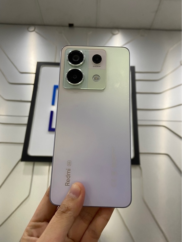 Điện thoại Redmi Note 13 Pro 5G - Snapdragon 7s Gen 2 - Ram 8/256GB - Màu tím - Ngoại hình: 97% - kính mốc - Body