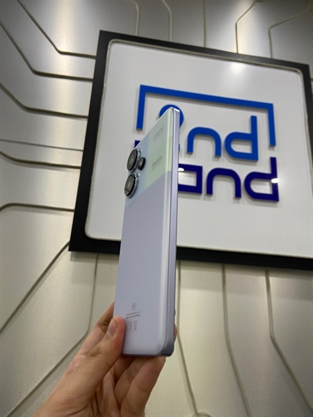 Điện thoại Redmi Note 13 Pro Plus 5G - Ram 8/256GB - Dimensity 7200 Ultra - Màu xanh tím - Ngoại hình: 98% - Kèm sạc 120W 1
