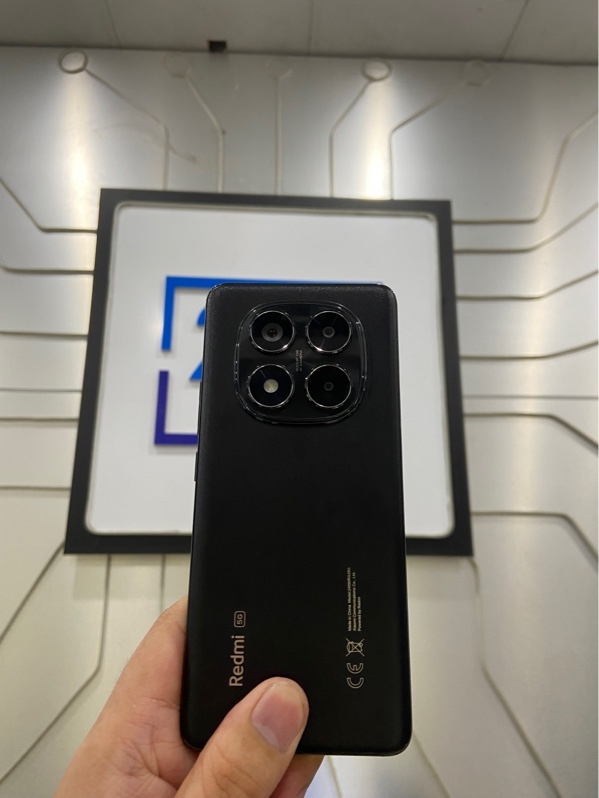 Điện thoại Redmi Note 14 Pro 5G - Dimensity 7300-Ultra - Ram 8/256GB - Màu đen - Ngoại hình: 97% - Xước sườn, viền camera - Body