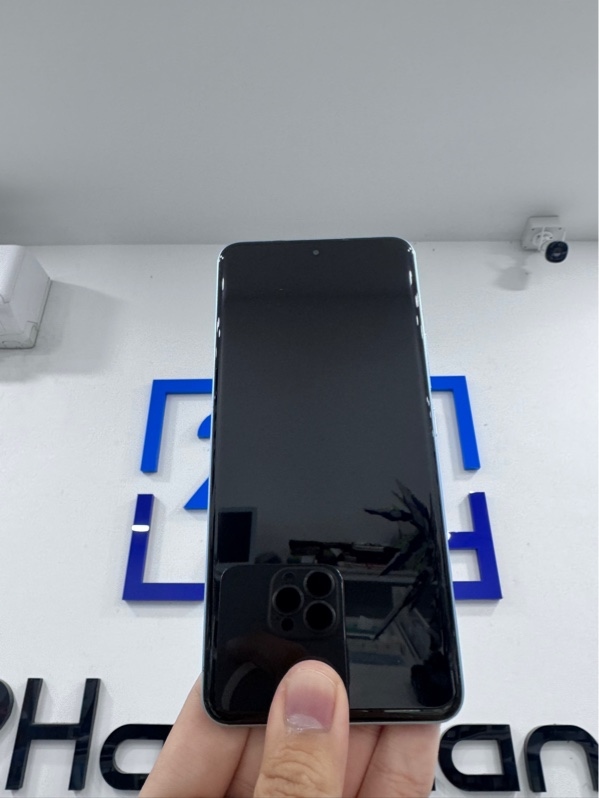 Điện thoại Redmi note 15 pro - Máy quốc tế - MediaTek Helio G200 Ultra - 12/256Gb - Màu xanh - Ngoại hình 97% - Lưng trầy xước nhiều - Body