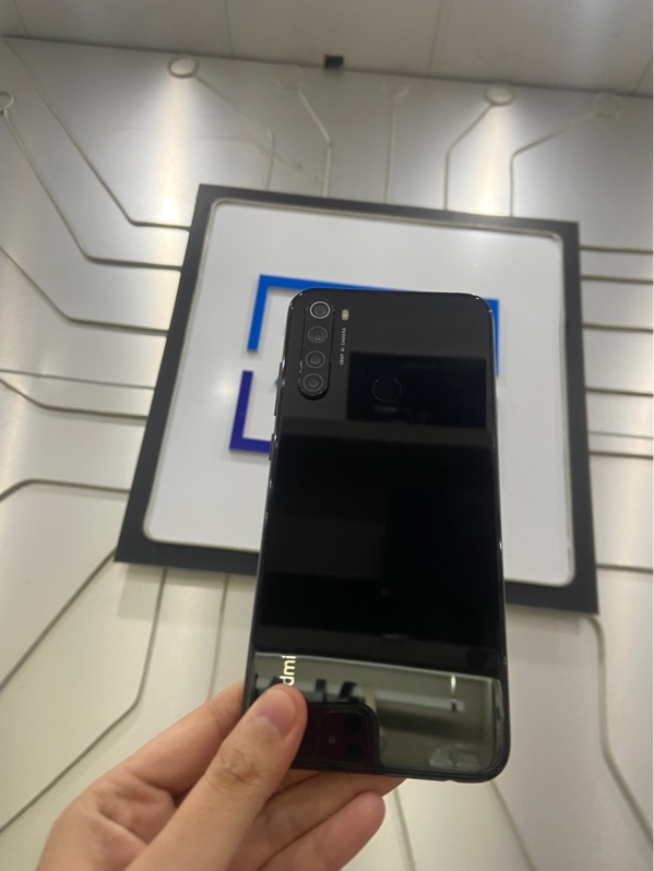 Điện thoại Redmi Note 8 - Ram 4/64GB - Pin phồng nhẹ - Màu đen - Ngoại hình: 97% - Màn ám hồng - Body