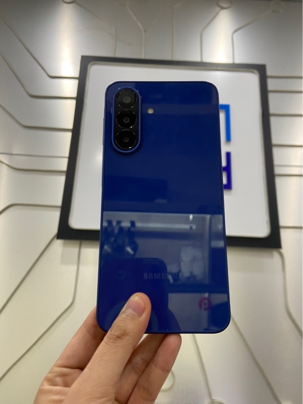 Điện thoại Samsung Galaxy A27 5G - Snapdragon 6 gen 3 - Ram 6/128GB - Màu xanh - Ngoại hình: 98% - Kèm Box - Còn bảo hành 7/2027