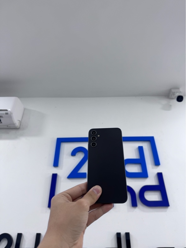 Điện thoại Samsung Galaxy A34 5G - 8/128Gb - Màu đen - Pin bình thường chu kỳ sạc 207 - Ngoại hình 97% - Kính màn xước nhiều, màn ép kính, viền trầy, lưng hằn ốp - Body