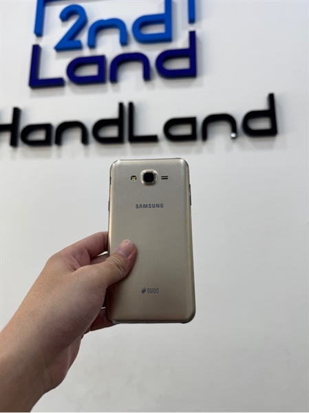 Điện thoại Samsung Galaxy J7 - SM-JJ700F - 16GB - Màu vàng xám - Ngoại hình 97% - Kèm 2 pin ( SẢN PHẨM KHÔNG BẢO HÀNH )