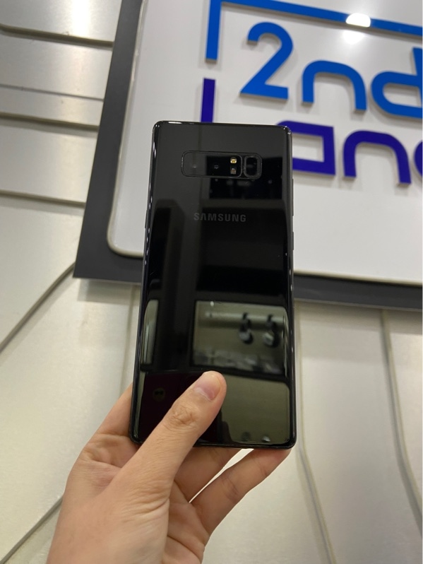 Điện Thoại Samsung Galaxy Note 8 - Ram 6/256 GB - Màu đen - Ngoại hình: 97% - Màn ám hồng nặng, màn lưu ảnh nặng, tróc sơn xước màn - không đặt lại được - Body - không bảo hành