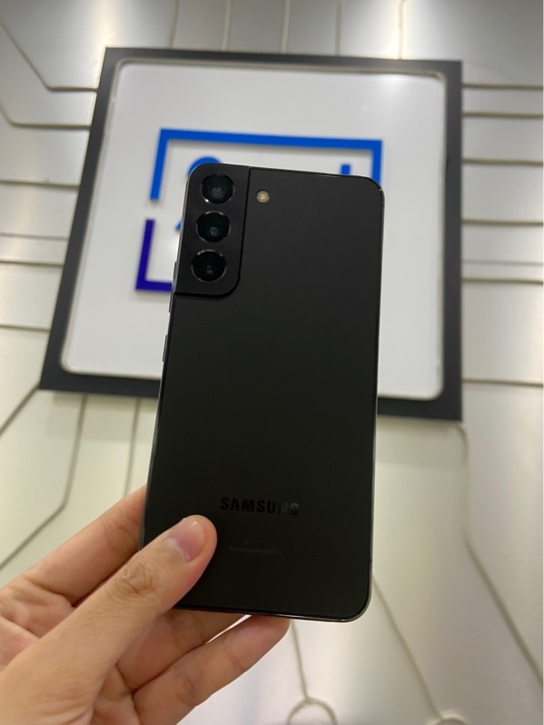 Điện thoại Samsung Galaxy S22 - Snapdragon 8 Gen 1 - Ram 8/128GB - Màu đen - Ngoại hình: 97% - Kèm Box