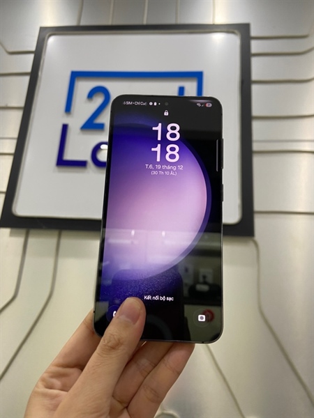 Điện thoại Samsung Galaxy S23 - Snapdragon 8 Gen 2 - 120hz - Ram 8/256GB - Màu đen - Ngoại hình: 97% - Body 3