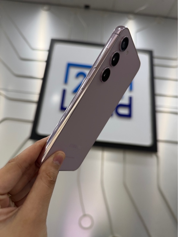 Điện thoại Samsung Galaxy S23 - Snapdragon 8 Gen 2 - Ram 8/256GB - Bản Hàn - Màu hồng - Ngoại hình: 98% - Body