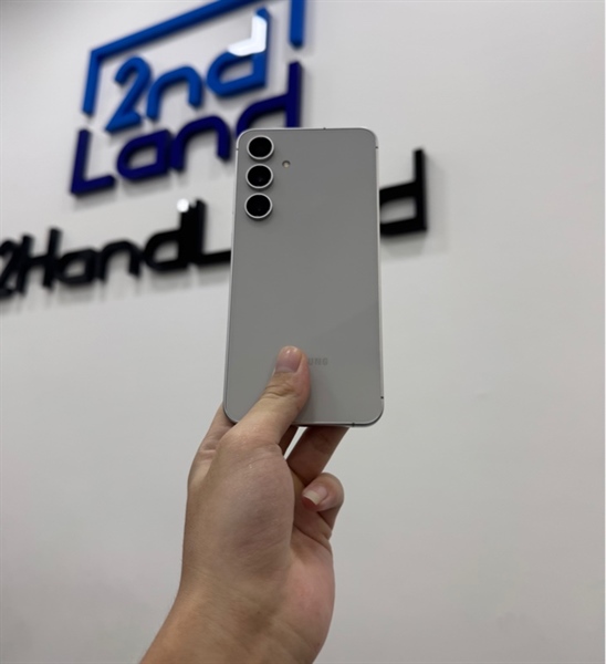 Điện thoại Samsung Galaxy S24 FE 5G - 8/256GB - Màu bạc - Ngoại hình 98% - Body