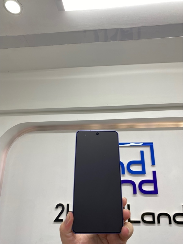Điện thoại Samsung Galaxy S26 ultra - Snapdragon 8 elite gen 5 - 16/1T - Màu tím - Ngoại hình 98.5% - Body - Còn BH hãng 19/05/2027