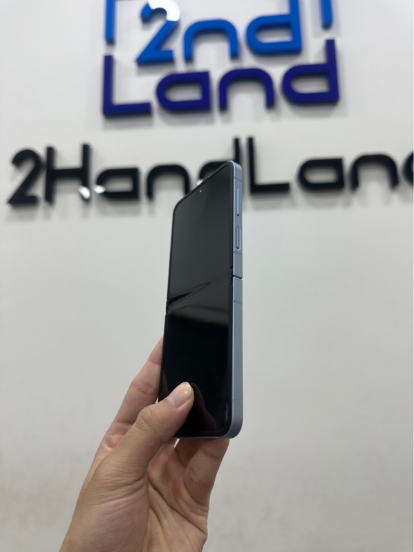 Điện thoại Samsung Galaxy Z Flip 6 - Bản hàn - 12/256GB - Màu xanh - Ngoại hình 98% - Body