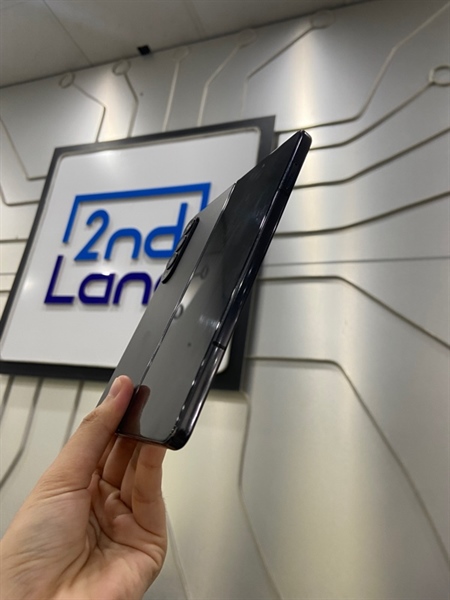 Điện Thoại Samsung Galaxy Z Fold 4 - Ram 12/256GB - Màu đen - Ngoại hình: 98% - Màn xước giữa 1 đường - Body 2