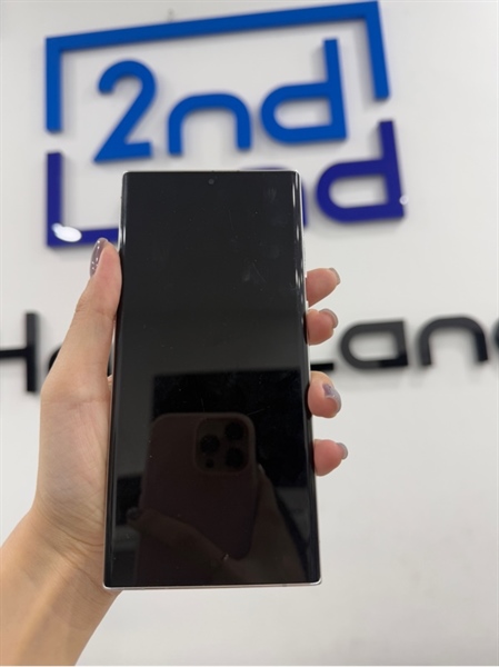 Điện thoại Samsung S22 Ultra - Snap 8 Gen 1 - 8/128GB - Màu trắng - Ngoại hình 97% - Màn ám vàng , tối viền nhẹ , màn trầy , viền trầy , linh kiện lõng lẽo , lỗi Spen - Kèm sạc 2