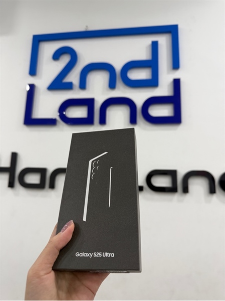 Điện thoại Samsung S25 Ultra - Snapdragon 8 Elite - 12/256GB - SSVN - Màu đen titan - Ngoại hình 98% - FullBox - Còn BH hãng 02/10/2026