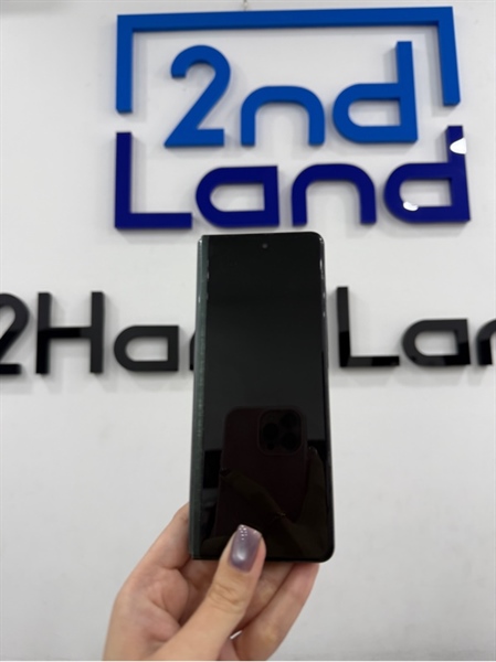 Điện thoại Samsung ZFold 3 - Snap 888 - 12/256GB - Máy quốc tế - Màu xanh - Ngoại hình 97% - Rạn màn , bản lề trầy nhiều , màn ám vàng , màn trầy , cam sau trầy , tróc sơn viền cam - Kèm sạc 2