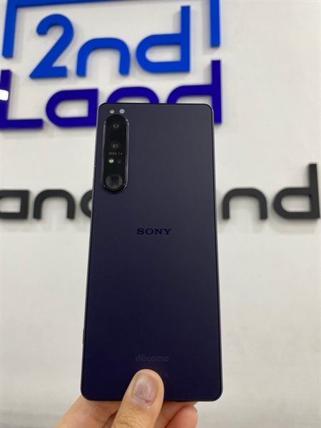 Điện thoại Sony Xperia 1 mark 4(S0-51C) - Bản Docomo nội địa Nhật - Snap 8 Gen 1 - 12/256GB - Màu tím - Ngoại hình 97% - Màn ám hồng , trầy cổng sạc, mất vân tay - Body