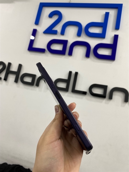 Điện thoại Sony Xperia 1 mark 4(S0-51C) - Bản Docomo nội địa Nhật - Snap 8 Gen 1 - 12/256GB - Màu tím - Ngoại hình 97% - Màn ám hồng , trầy cổng sạc, mất vân tay - Body 3