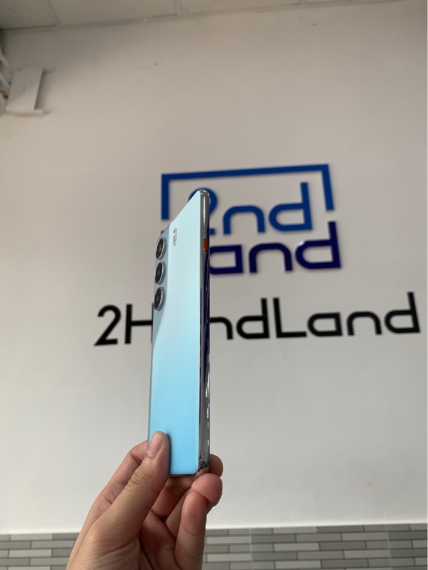 Điện thoại Techno Camon 40 - Bản quốc tế - Helio G100-Ultimate - Ram 8GB/256GB - Màu trắng - Ngoại hình: 98% - Body