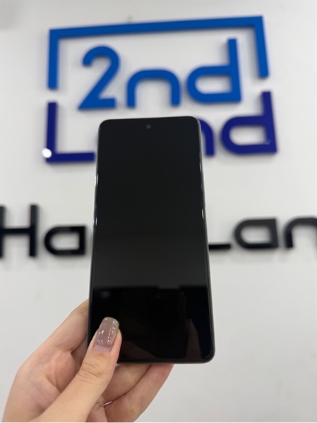 Điện thoại Tecno Pova 5 - Helio G99 - 8/128GB - Màu vàng - Ngoại hình 97% - Màn ám hồng - Kèm sạc 2