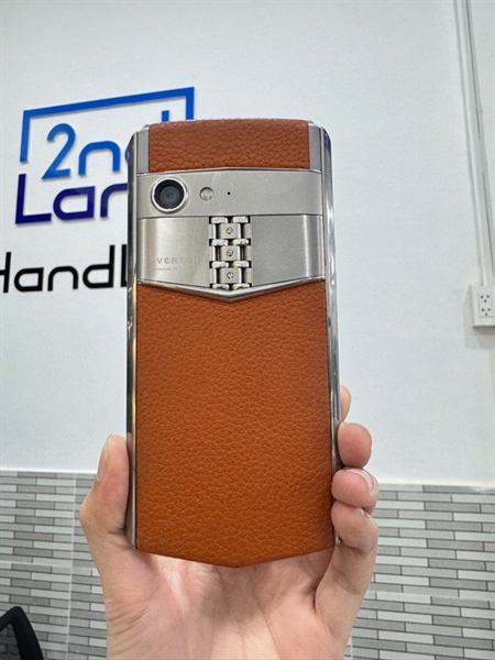 Điện thoại Vertu Aster P - 6/128GB - Màu nâu - Ngoại hình 98% -Body