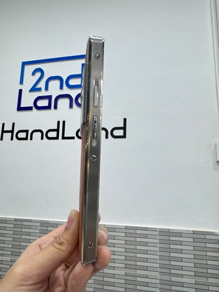 Điện thoại Vertu Aster P - 6/128GB - Màu nâu - Ngoại hình 98% -Body 1