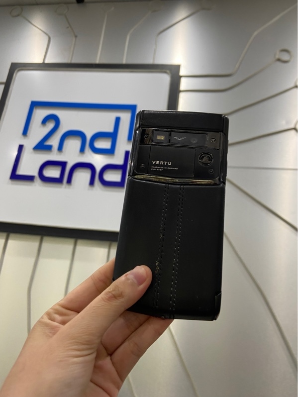 Điện thoại Vertu Signature Touch 1 - Snapdragon 801 - Màu đen - Ngoại hình: 97% - Kèm hộp đựng