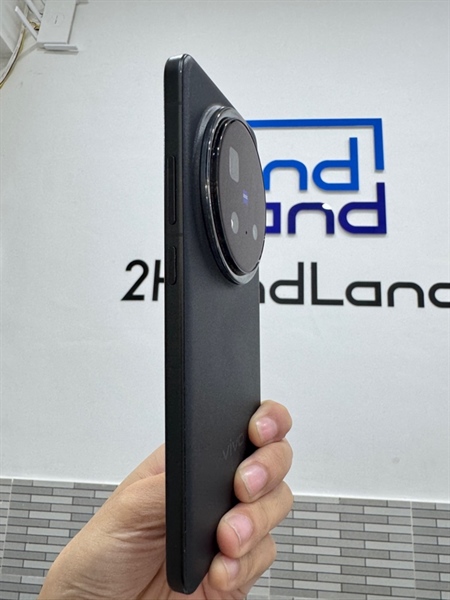 Điện thoại Vivo X200 Pro - Dimen Sity 9400 - 12/256GB - Bản nội địa - Màu đen - Ngoại hình: 98% - Xước cam sau - Body 1