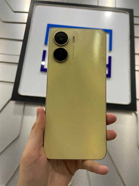 Điện thoại Vivo Y16 - Lõi tám - Ram 4/128GB - Màu vàng - Ngoại hình: 97% - Lưng tróc, màn ám viền hồng nặng - Body