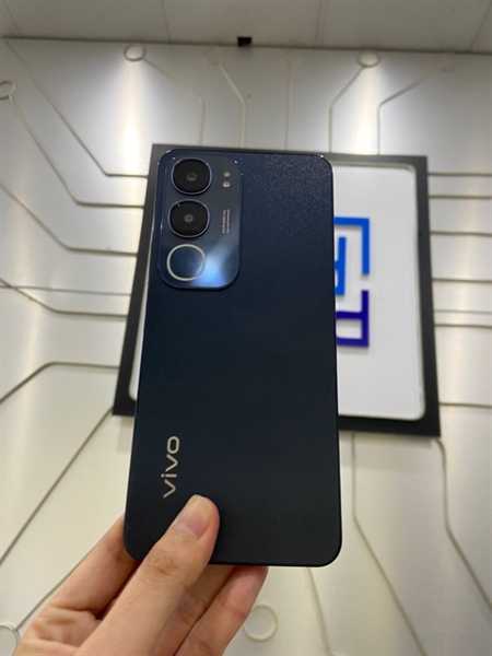 Điện thoại Vivo Y19S - Unisoc T612 - Ram 6/128GB - Pin tốt - Chu kì sạc 29 lần - Màu xanh - Ngoại hình: 99% - Body