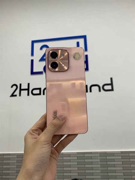 Điện thoại Vivo Y28 - MediaTek Helio G85 - Ram 8GB/256GB - Màu hồng - Ngoại hình: 98% -Màn ám hồng + xước mèo - Body