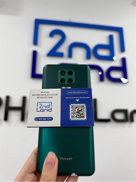 Điện thoại Vsmart Aris 6/64GB - Màu xanh - Ngoại hình: 98% - Kèm sạc