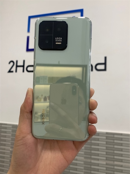 Điện thoại Xiaomi 13 - Snap 8 gen 3 - 12/512GB - Ngoại hình: 98% - Body