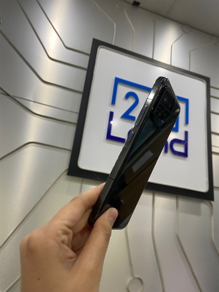 Điện thoại Xiaomi 13 - Snapdragon 8 Gen 2 - Ram 12/256GB - Màu đen - Ngoại hình: 97% - máy up ram tùy chỉnh - Body 1