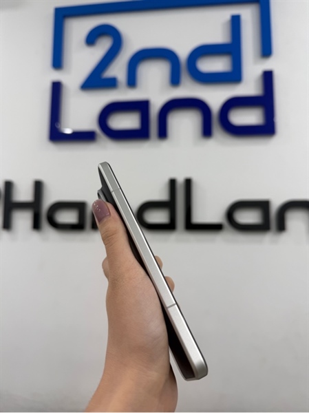 Điện thoại Xiaomi 15 Ultra - Snapdragon 8 Elite - 16/1TB - Màu bạc - Ngoại hình 98% - Kèm sạc 90W - Còn BH Cells 18/06/2026 1