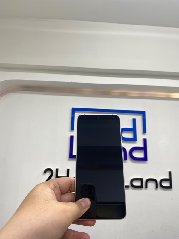 Điện thoại Xiaomi Redmi K70 Ultra - Bản nội địa - Mediatek dimensity 9300+ - 12/256 - Màu trắng - Pin 92% - Ngoại hình 97% - Kèm Box