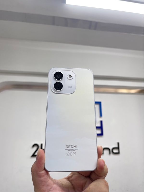 Điện thoại Xiaomi Redmi Note 17 Pro Max 5G - Snapdragon 6 Gen 5 - RAM 8GB / ROM 256GB - Màu trắng - Pin tốt - Ngoại hình 98% - Kèm box