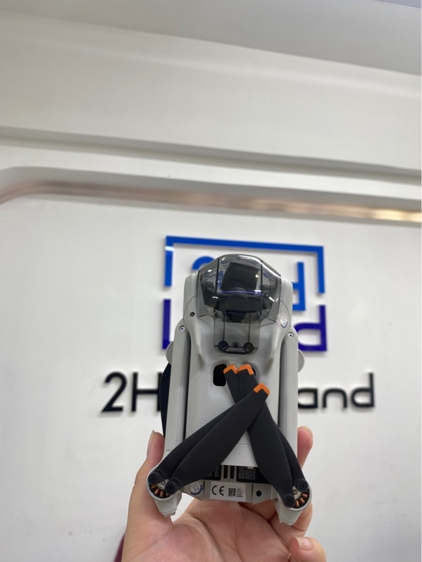 DJI Flycam Mini 3 Combo RC - Màu xám - Ngoại hình 98% - 1 cánh nứt nhẹ - Kèm 3 pin ( 1 pin chu kỳ 4 / 1 pin chu kỳ 5 / 1 pin chu kỳ 8),dock sạc pin, túi, dây sạc
