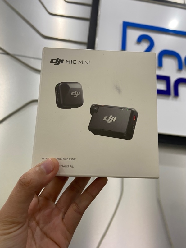 DJI Mic Mini - 1tx 1rx - Màu đen - Ngoại hình: 98% - Thiếu dây 3.5 - Kèm Box