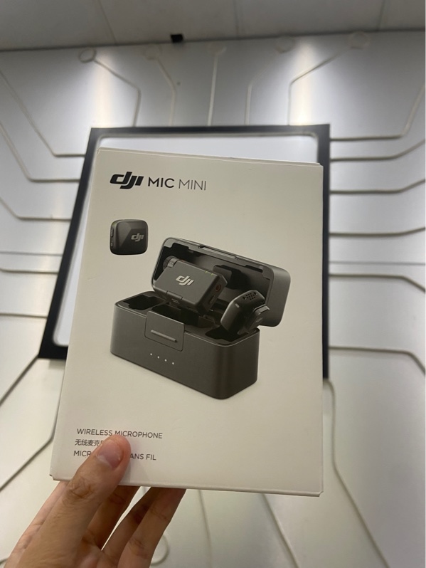 DJI Mic Mini - Bản 2TX +1 RX+ Charging Case - Màu đen - Ngoại hình: 99% - FullBox