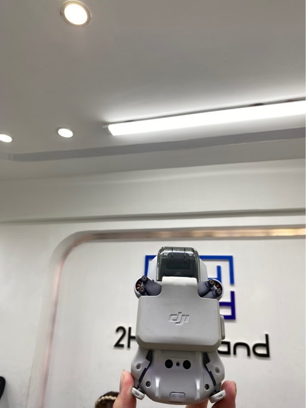 DJI Mini 4K Fly More Combo - Màu xám - Ngoại hình 98% - Kèm tay cầm RC-N1C, 3 pin (6/4/4), dock sạc, dây kết nối C-C, C-L, túi