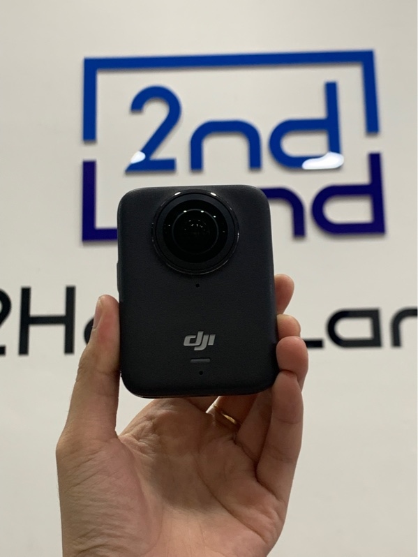 DJI osmo 360 combo - Màu đen - Ngoại hình: 98% - Lens trầy - Fullbox