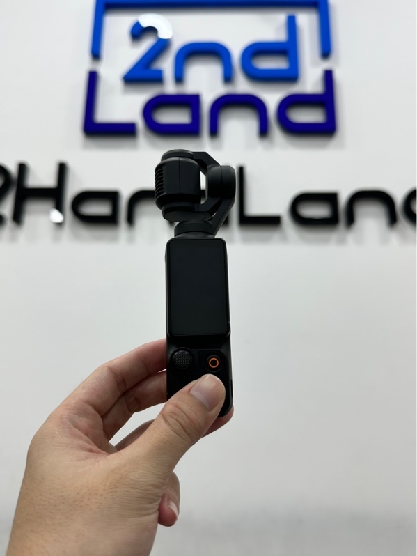 DJI Osmo Pocket 3 Bản Combo - Màu đen - Ngoại hình 98% - Kèm túi + Đủ phụ kiện (thiếu dây đeo tay)